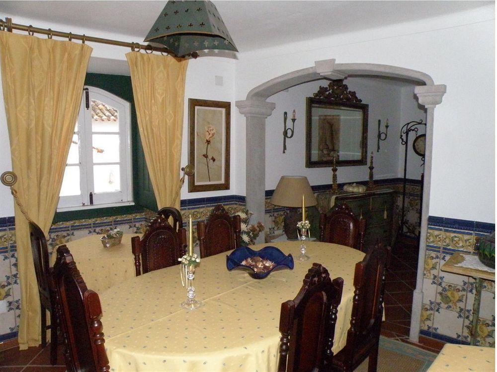 Casa De S. Thiago Do Castelo Hotel โอบิดอส ภายนอก รูปภาพ